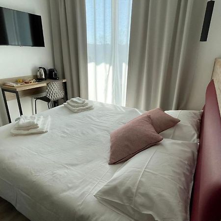 Bari Airport Rooms Exterior photo