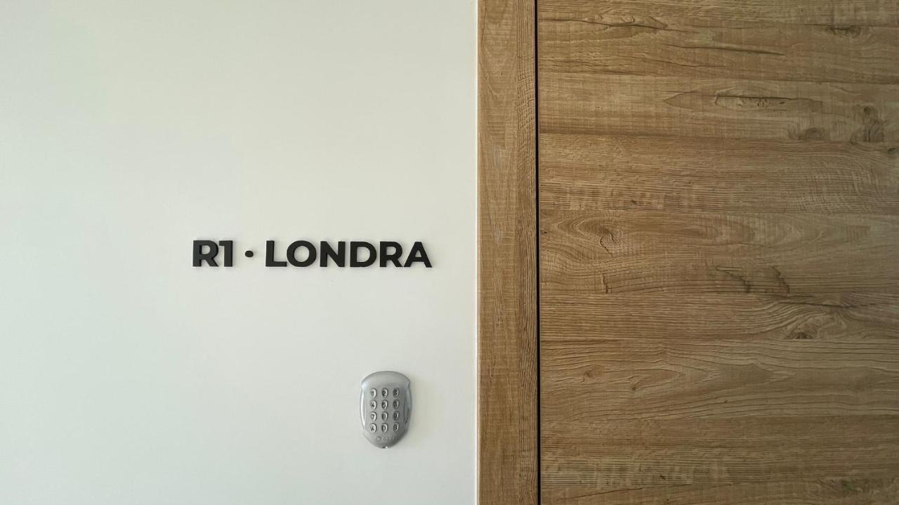 Bari Airport Rooms Exterior photo